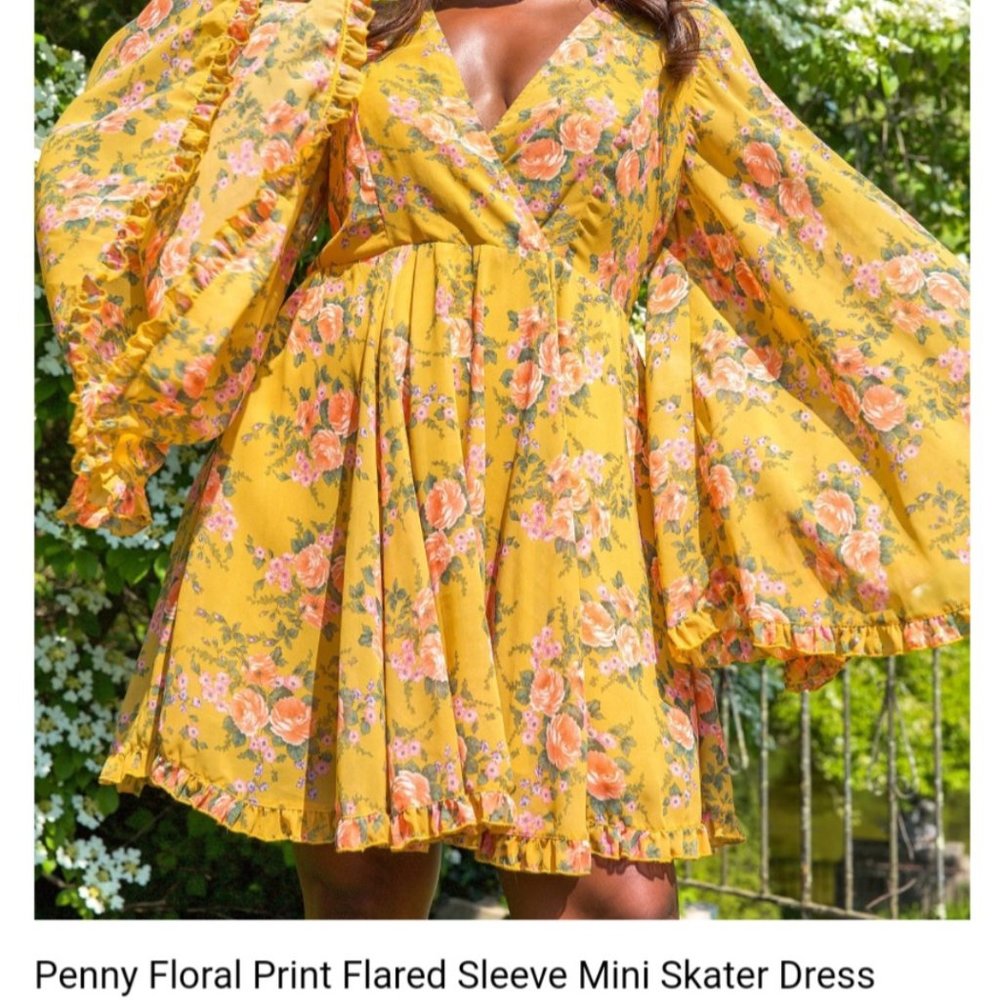 Rebdolls Penny Floral Print Flared Sleeve Mini Skater Dress (NWT)